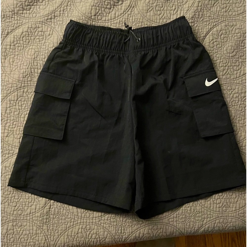 Womens XS Nike Cargo Shorts